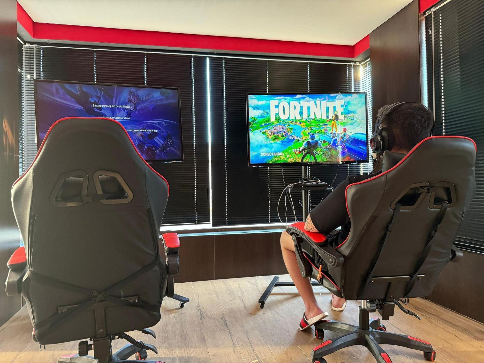 Apartdamani - Aptos Por Temporada No Centro Foz do Iguacu Luaran gambar